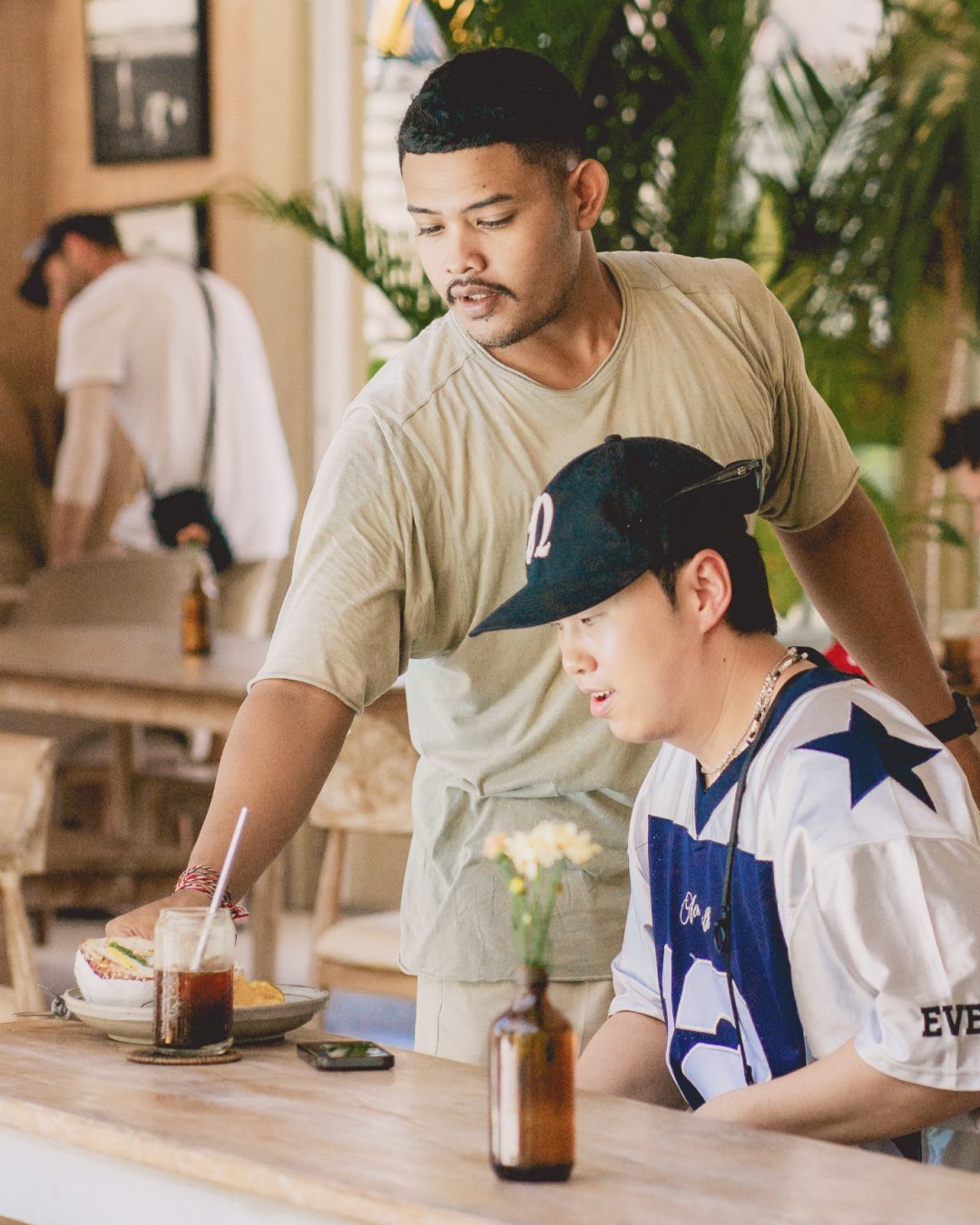 Mowie's Bali — Free Coffee